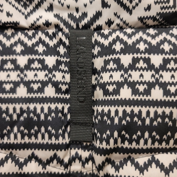 NWT Lands' End Fair Isle Snowflakes Puffer Vest - M - Picture 3 of 12